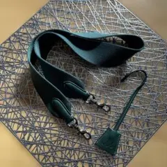 ミラ　オーウェン　ワイドショルダーストラップ