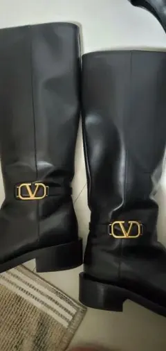 ▲ブラック【国内正規品】ヴァレンティノ ロングブーツ スタッズ