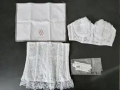 ホワイト ブライダルインナー ブラ コルセット セット