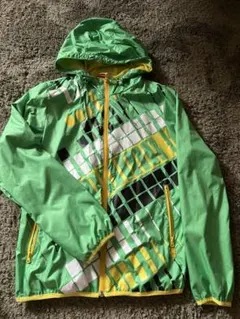 Puma グラフィックウィンドブレーカー M