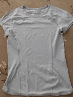 ARC'TERYX S/P グレー Tシャツ（レディース）のサムネイル