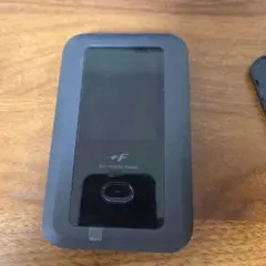 F 5G Mobile Router FS050W 本体 + 専用クレードル - メルカリ