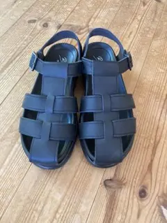美品✨duckfeet ダックフィート グルカサンダル ブラック　38 美品✨duckfeet ダックフィート グルカサンダル ブラック 38 - メルカリ