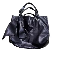 Item thumbnail for item 8045c45c-c30c-415c-bd7e-cf0a99de5606