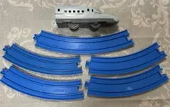 Item thumbnail for item ad2d2c50-899c-4b34-9ad9-b7b0a9209772