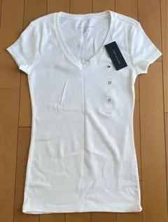 TOMMY HILFIGER ＊Tシャツ