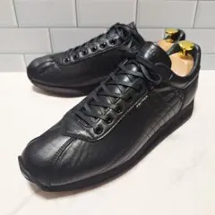 スニーカー 防水