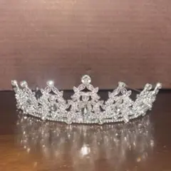 ティアラ　卒業式　文化祭　JK