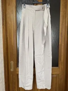 ミラオーウェン　ベージュ ワイドパンツ