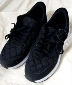 one step キルティング スニーカー ブラック