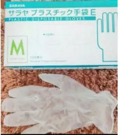 サラヤ プラスチック手袋E Mサイズ 粉なしのサムネイル