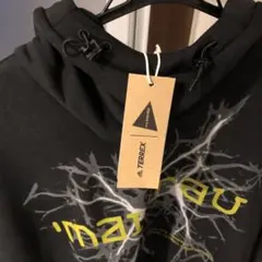 新品 アディダス TERREX アンドワンダー スウェット パーカー L 黒