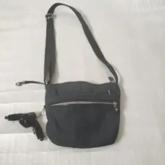 美品KIPLINGネイビー ナイロン ショルダーバッグ