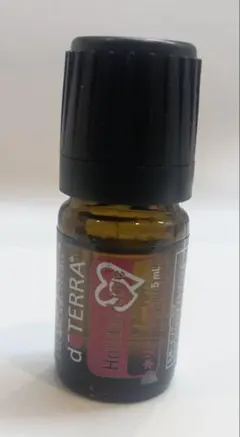 doTERRA ホリデーラブ 5ml 未使用 ブレンドオイルのサムネイル