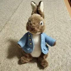 ピーターラビット　ぬいぐるみ