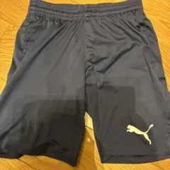 PUMA プーマ　ネイビー　ハーフパンツ 140