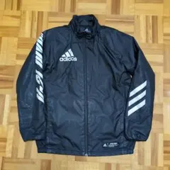 adidas 黒 ナイロンジャケット 160cm