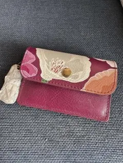 新品未使用 fossil カードケース