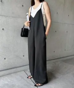 and me サロペットのサムネイル