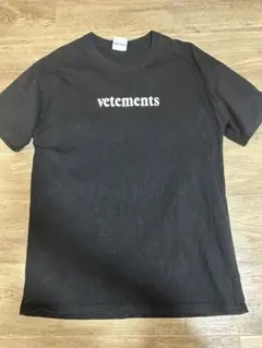 2025年最新】vetments tシャツの人気アイテム - メルカリ