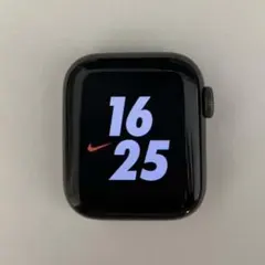 Apple Watch SE (第1世代) Nike 40mm GPSモデル
