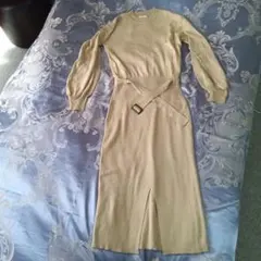 SLY ベージュ ニットワンピース 長袖 ウエストベルト付き