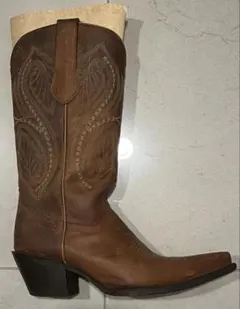 ブラウン刺繍入りウエスタンブーツ