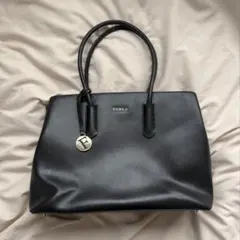 FURLA ブラック トートバッグ　バッグ
