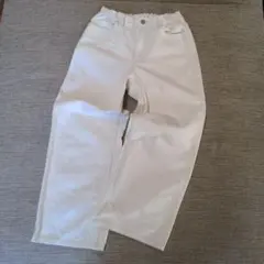 ユニクロ ワイドフィットストレートジーンズ ファスナー付 オフホワイト