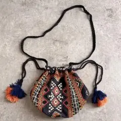 エスニック柄 ショルダーバッグ 巾着袋 ビーズ刺繍 ボヘミアン 浴衣 カジュアルのサムネイル