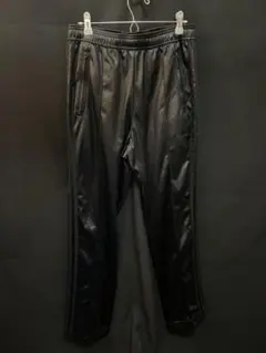 adidas オールブラック　トラックパンツ　L