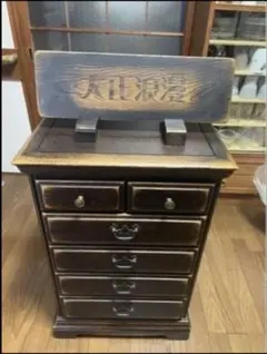 からくり箪笥・【新品・未使用】からくり三段・四ツ引箪笥(加賀梅彫り) からくり箪笥・【新品・未使用】からくり三段・四ツ引箪笥(加賀