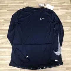 NIKEランディビジョンロングスリーブ長袖新品