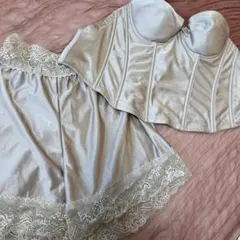 ベージュ サテン ブライダルインナー セット