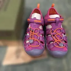 新品◻︎19.5cm Keen MOXIE SANDAL アウトドアサンダル