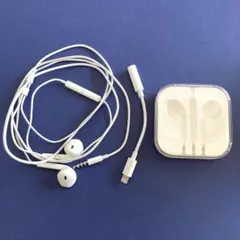 た*き様 Apple純正イヤホンホワイト&iPhonイヤホンジャック変換アダプタ