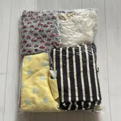 【1】ニットの端切れパック／ボーイッシュ系のニット端切れパック