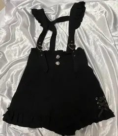 リズリサ サスペンダー付きショートパンツ