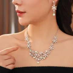 ネックレス　ピアス　ウェディング　ブライダル　パール　アクセサリー