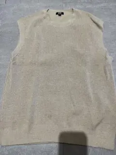 ユニクロ　ウォッシャブルクルーネックベスト S