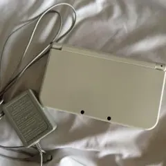 3DS LL 充電器付き