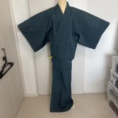 紬 着物 深緑色 幾何学模様のサムネイル