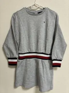 グレー 長袖 トレーナー ウエストリブ付き　2〜3歳