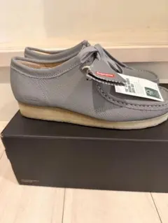 Supreme × Clarks Reflective Wallabee