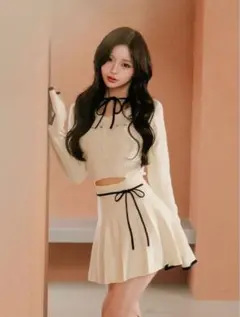 （最安値）ウエストオープンリボンデザインニットミニワンピース Darich