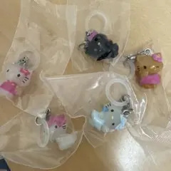 ハローキティ サンリオ　めじるしチャーム　めじるしアクセサリー 5個セット