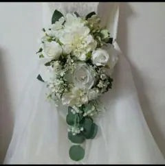 土日価格　ブライダルブーケ　キャスケードブーケ　アーティシャルフラワー