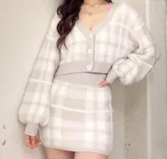 GYDA 薄い汚れあり　チェック柄ニットセットアップ