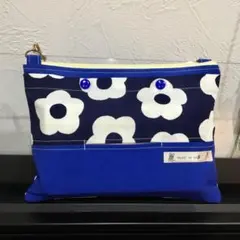 ［s347]北欧柄×青　ショルダーティッシュケース　保育士　お散歩かばん