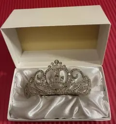 ブライダル用　ティアラヘアアクセサリー